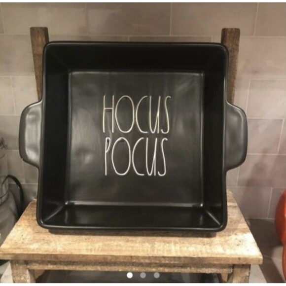 Rae Dunn Halloween Black HOCUS POCUS  Square Baker  Hard to Find NEW - Picture 1 of 3